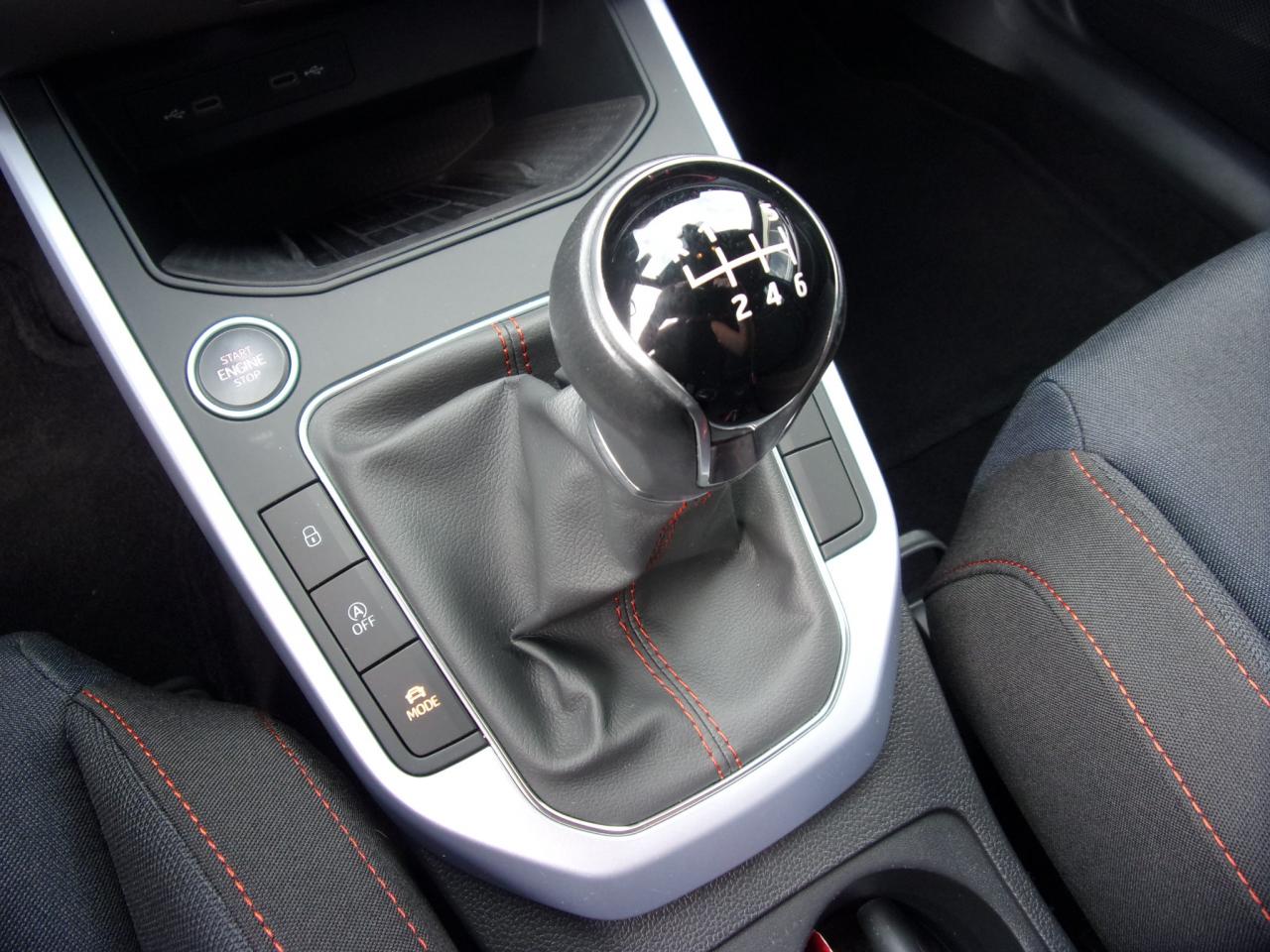 Seat ARONA FR 1.0 TSI GAR.-01/2027*SHZ NAVI AHZV Bildbeschreibung: Seat ARONA FR 1.0 TSI GAR.-01/2027*SHZ NAVI AHZV