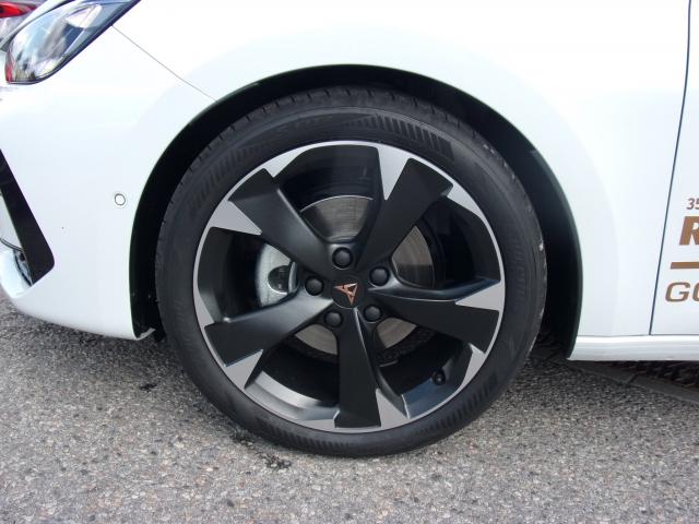 Cupra LEON SPORTSTOURER 1.5 ETSI DSG, CO2-Klasse: D, NAVI AHZV SITZH. Bildbeschreibung: Cupra LEON SPORTSTOURER 1.5 ETSI DSG, CO2-Klasse: D, NAVI AHZV SITZH.
