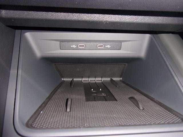 Cupra LEON SPORTSTOURER VZ TRIBE EDITION 2.0 TSI DSG 4DRIVE, CO2-Klasse: G, Bildbeschreibung: Cupra LEON SPORTSTOURER VZ TRIBE EDITION 2.0 TSI DSG 4DRIVE, CO2-Klasse: G,