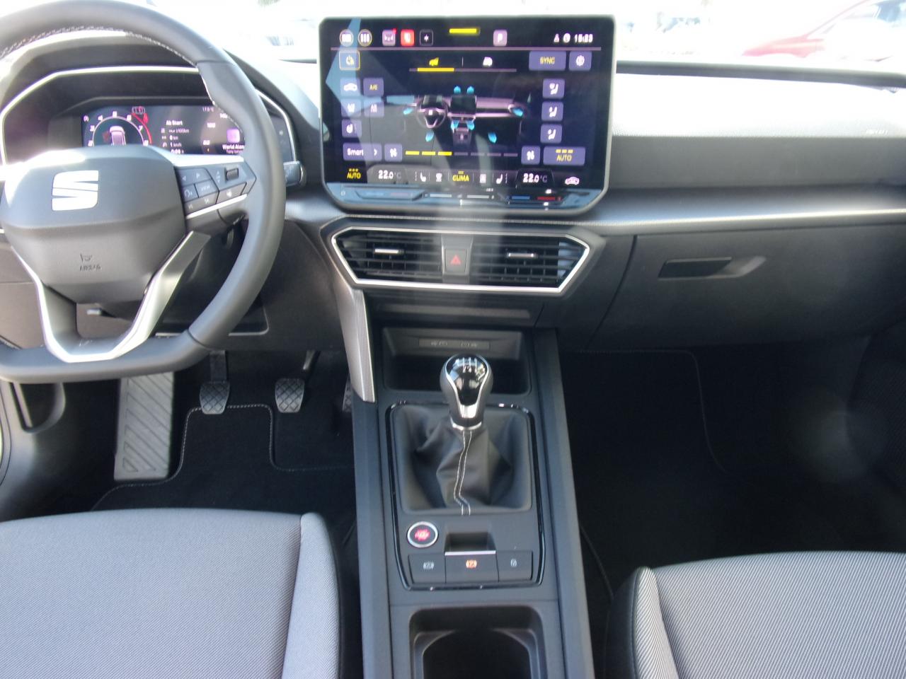 Seat LEON SPORTSTOURER ROAD EDITION 1.5 TSI, CO2-Klasse: D, NAVI SHZ Bildbeschreibung: Seat LEON SPORTSTOURER ROAD EDITION 1.5 TSI, CO2-Klasse: D, NAVI SHZ