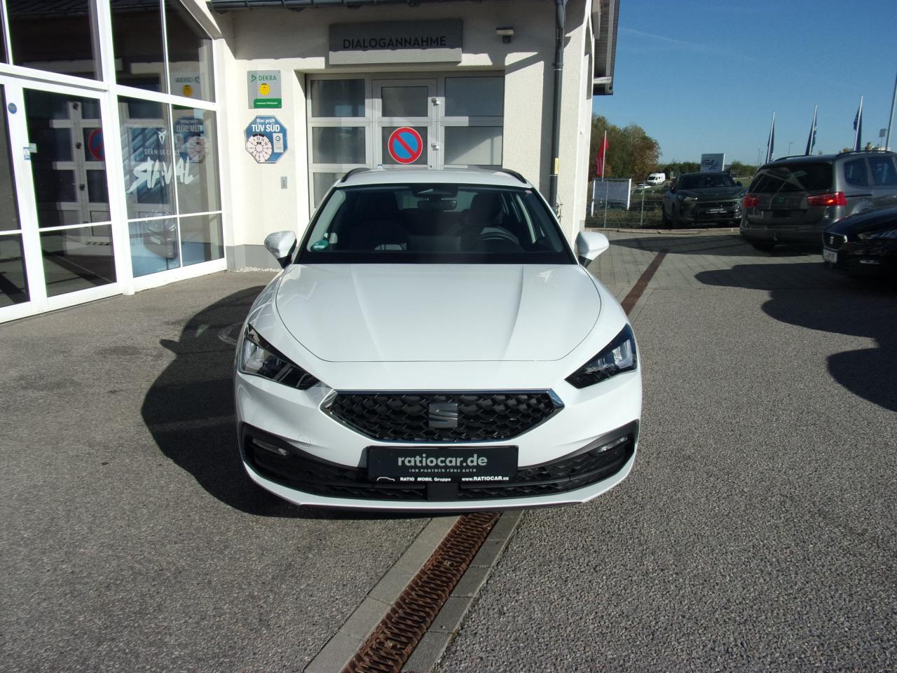Seat LEON SPORTSTOURER ROAD EDITION 1.5 TSI, CO2-Klasse: D, NAVI SHZ Bildbeschreibung: Seat LEON SPORTSTOURER ROAD EDITION 1.5 TSI, CO2-Klasse: D, NAVI SHZ