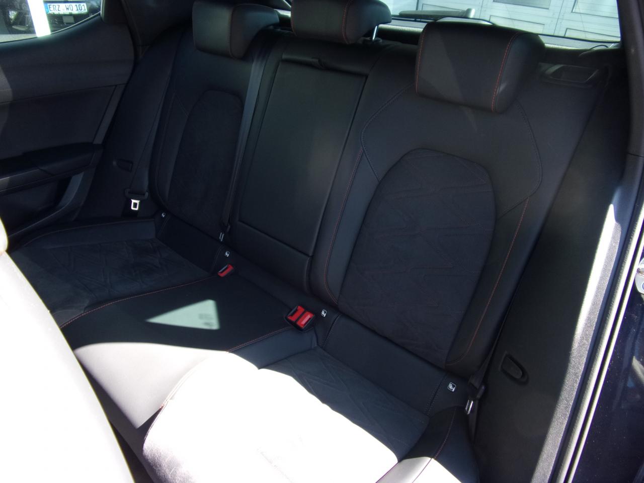 Seat LEON FR 2.0 TSI DSG STANDHEIZ. DAB+ PARKLENKASS. Bildbeschreibung: Seat LEON FR 2.0 TSI DSG STANDHEIZ. DAB+ PARKLENKASS.