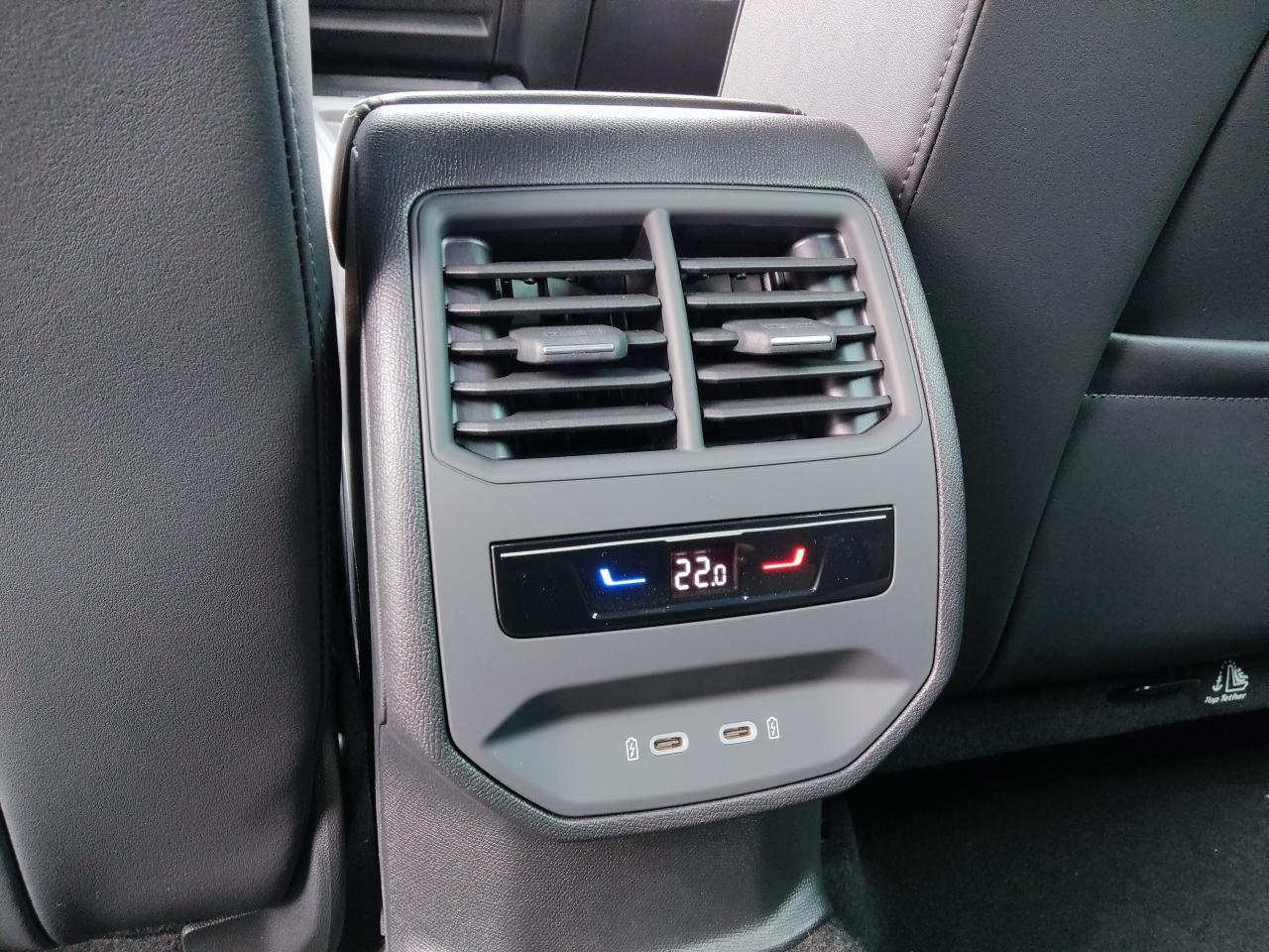Cupra FORMENTOR 1.5 ETSI DSG, CO2-Klasse: D, AHZV-VORBER. NAVI DSG EPH Bildbeschreibung: Cupra FORMENTOR 1.5 ETSI DSG, CO2-Klasse: D, AHZV-VORBER. NAVI DSG EPH