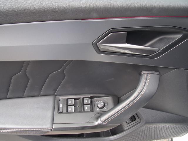 Cupra FORMENTOR VZ 1.4 E HYBRID DSG NAVI DAB+ Bildbeschreibung: Cupra FORMENTOR VZ 1.4 E HYBRID DSG NAVI DAB+
