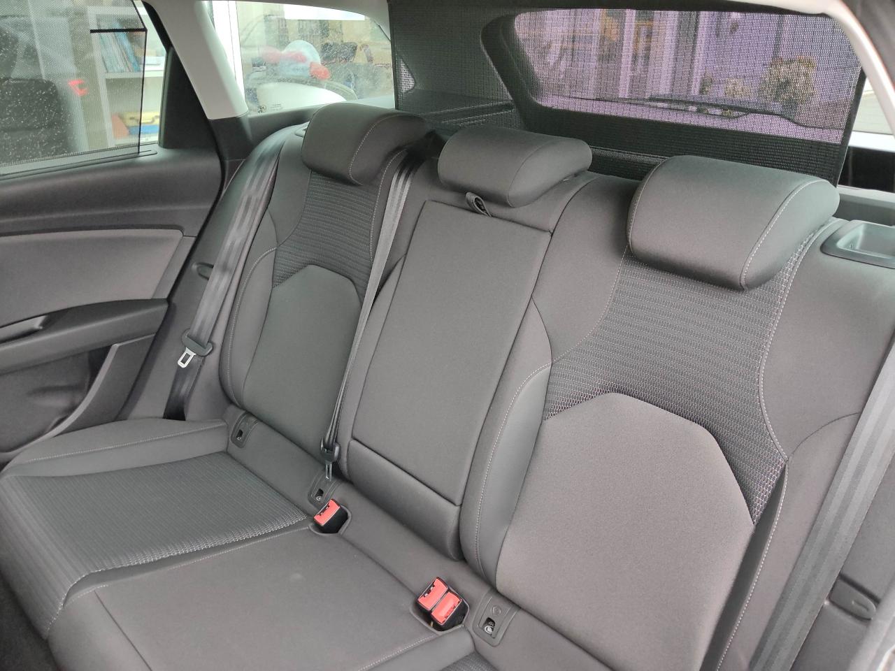 Seat LEON SPORTSTOURER XCELLENCE 1.5 TSI DSG NAVI SHZ Bildbeschreibung: Seat LEON SPORTSTOURER XCELLENCE 1.5 TSI DSG NAVI SHZ