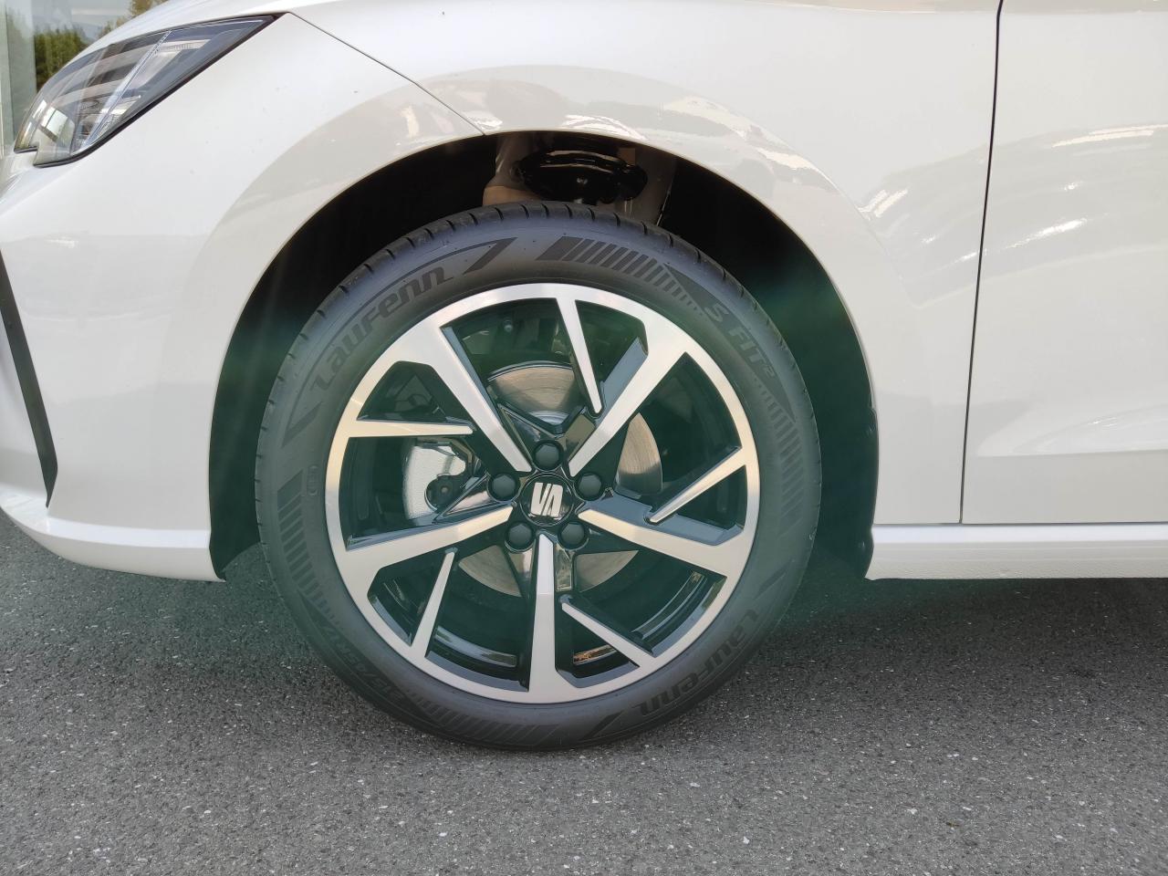 Seat IBIZA FR 1.0 TSI, CO2-Klasse: D, NAVI SITZHEIZ. EINPARKH. DAB+ Bildbeschreibung: Seat IBIZA FR 1.0 TSI, CO2-Klasse: D, NAVI SITZHEIZ. EINPARKH. DAB+