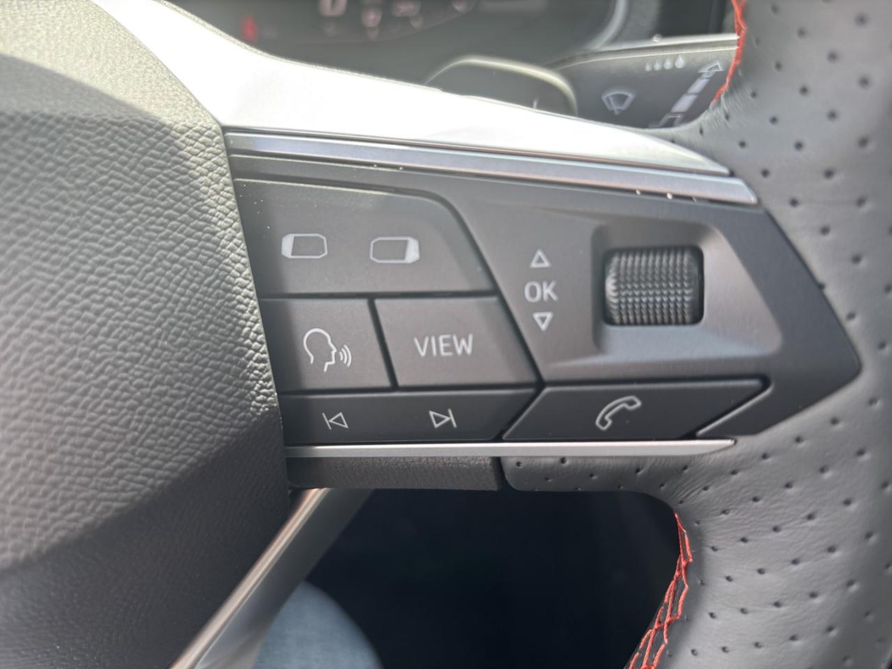 Seat IBIZA FR 1.5 TSI DSG NAVI AHZV-VORBER. SITZHEIZ. Bildbeschreibung: Seat IBIZA FR 1.5 TSI DSG NAVI AHZV-VORBER. SITZHEIZ.