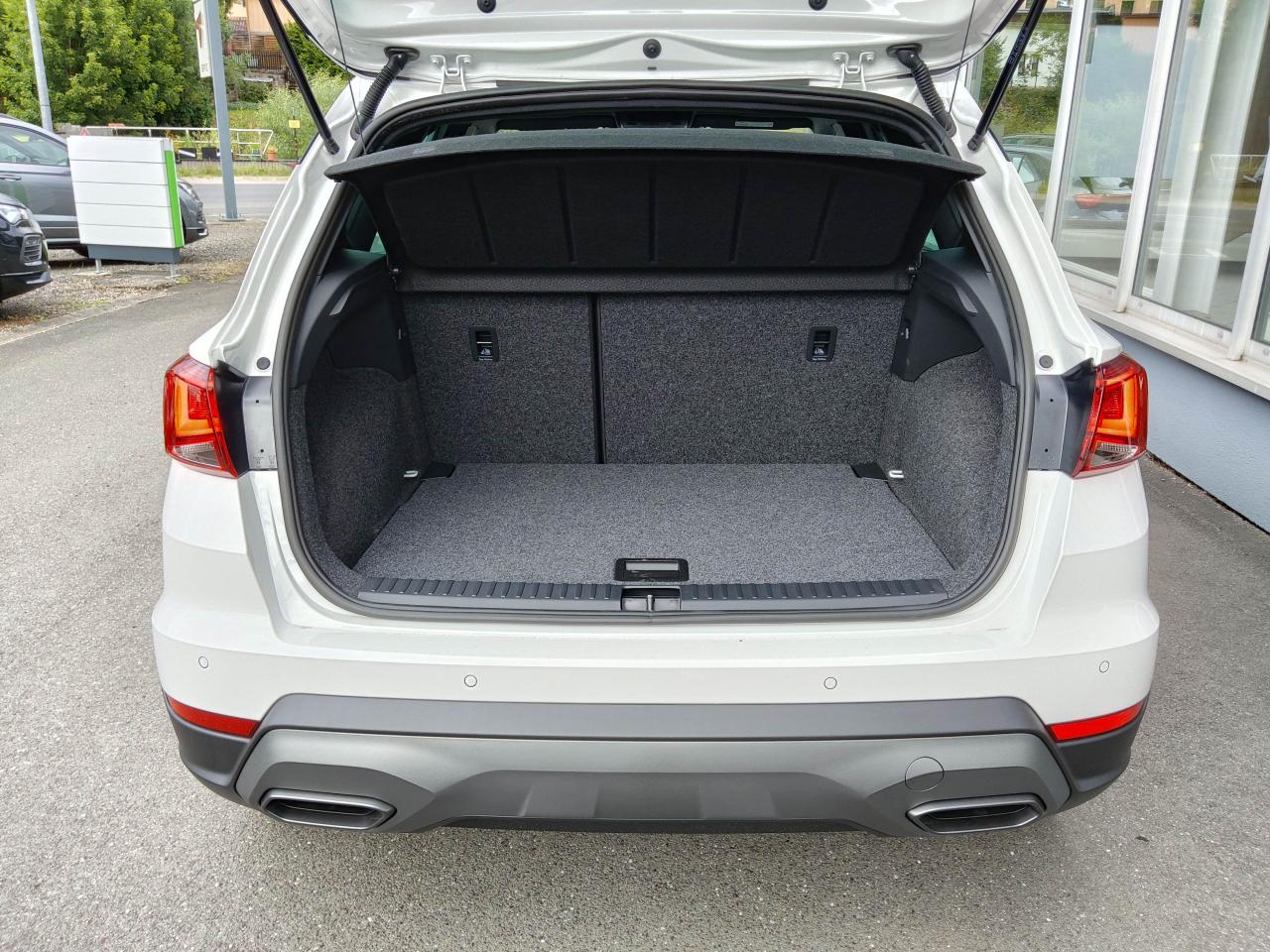 Seat ARONA FR 1.0 TSI, CO2-Klasse: D, NAVI SITZHEIZ. AHZV-VORBER. Bildbeschreibung: Seat ARONA FR 1.0 TSI, CO2-Klasse: D, NAVI SITZHEIZ. AHZV-VORBER.