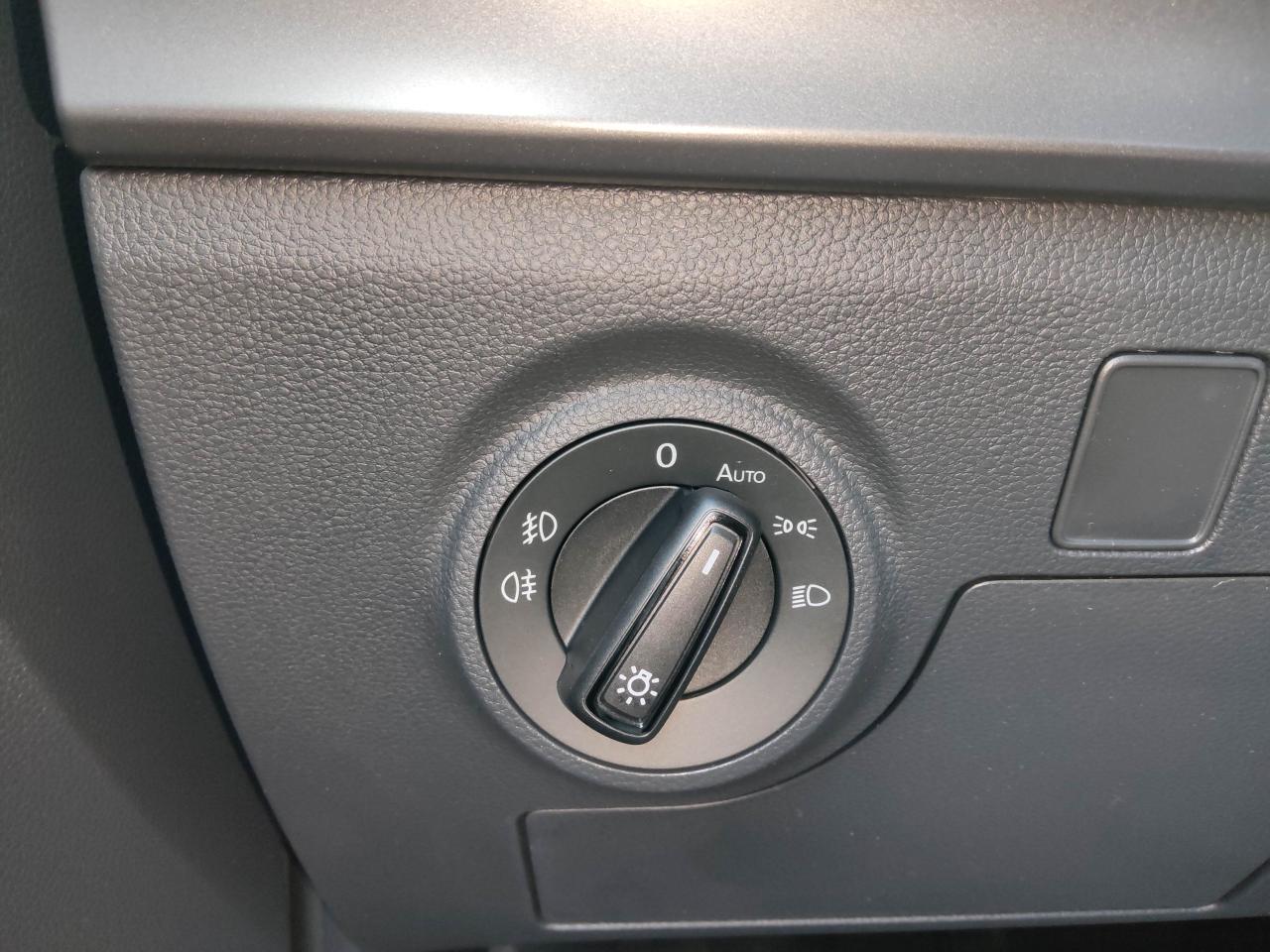Seat ARONA FR 1.0 TSI, CO2-Klasse: D, NAVI SITZH. AHZV-VORBER. Bildbeschreibung: Seat ARONA FR 1.0 TSI, CO2-Klasse: D, NAVI SITZH. AHZV-VORBER.