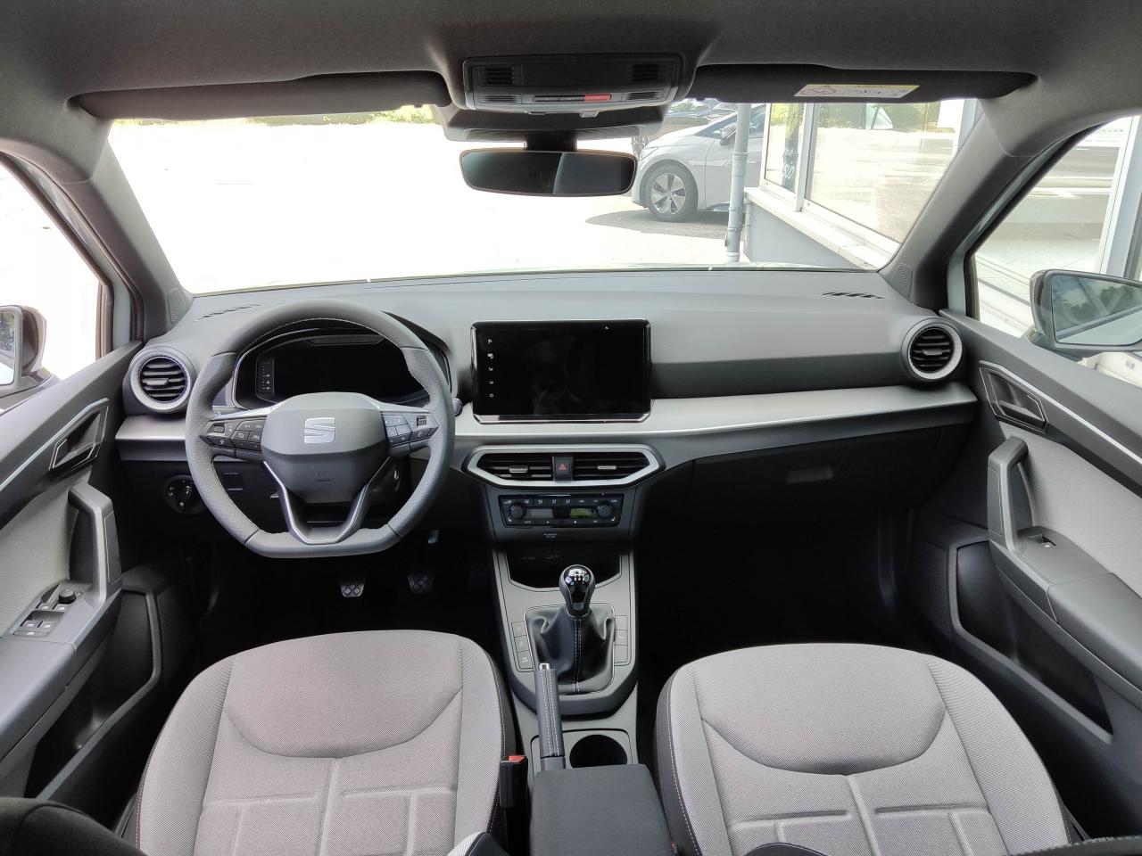 Seat ARONA FR 1.0 TSI, CO2-Klasse: D, NAVI SITZH. AHZV-VORBER. Bildbeschreibung: Seat ARONA FR 1.0 TSI, CO2-Klasse: D, NAVI SITZH. AHZV-VORBER.
