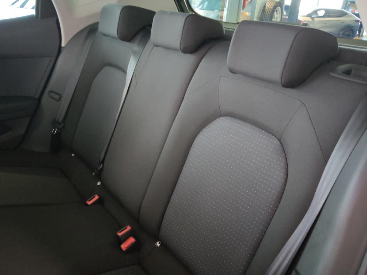 Seat ARONA ROAD EDITION 1.0 TSI AHZV-VORBER. SITZHEI. Bildbeschreibung: Seat ARONA ROAD EDITION 1.0 TSI AHZV-VORBER. SITZHEI.