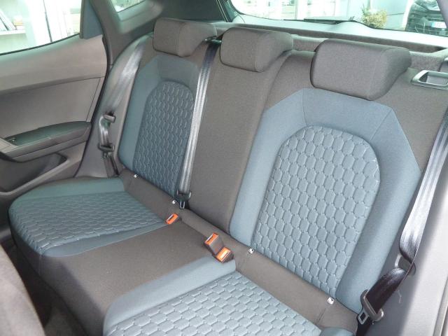 Seat ARONA ROAD EDITION 1.0 TSI, CO2-Klasse: D, NAVI EINPARKH. LED Bildbeschreibung: Seat ARONA ROAD EDITION 1.0 TSI, CO2-Klasse: D, NAVI EINPARKH. LED