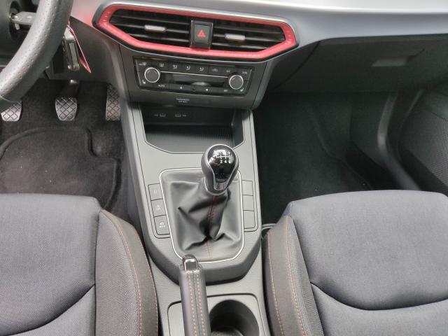 Seat IBIZA FR 1.0 TSI NAVI SITZH. EINPARKH. TEMPOMAT Bildbeschreibung: Seat IBIZA FR 1.0 TSI NAVI SITZH. EINPARKH. TEMPOMAT