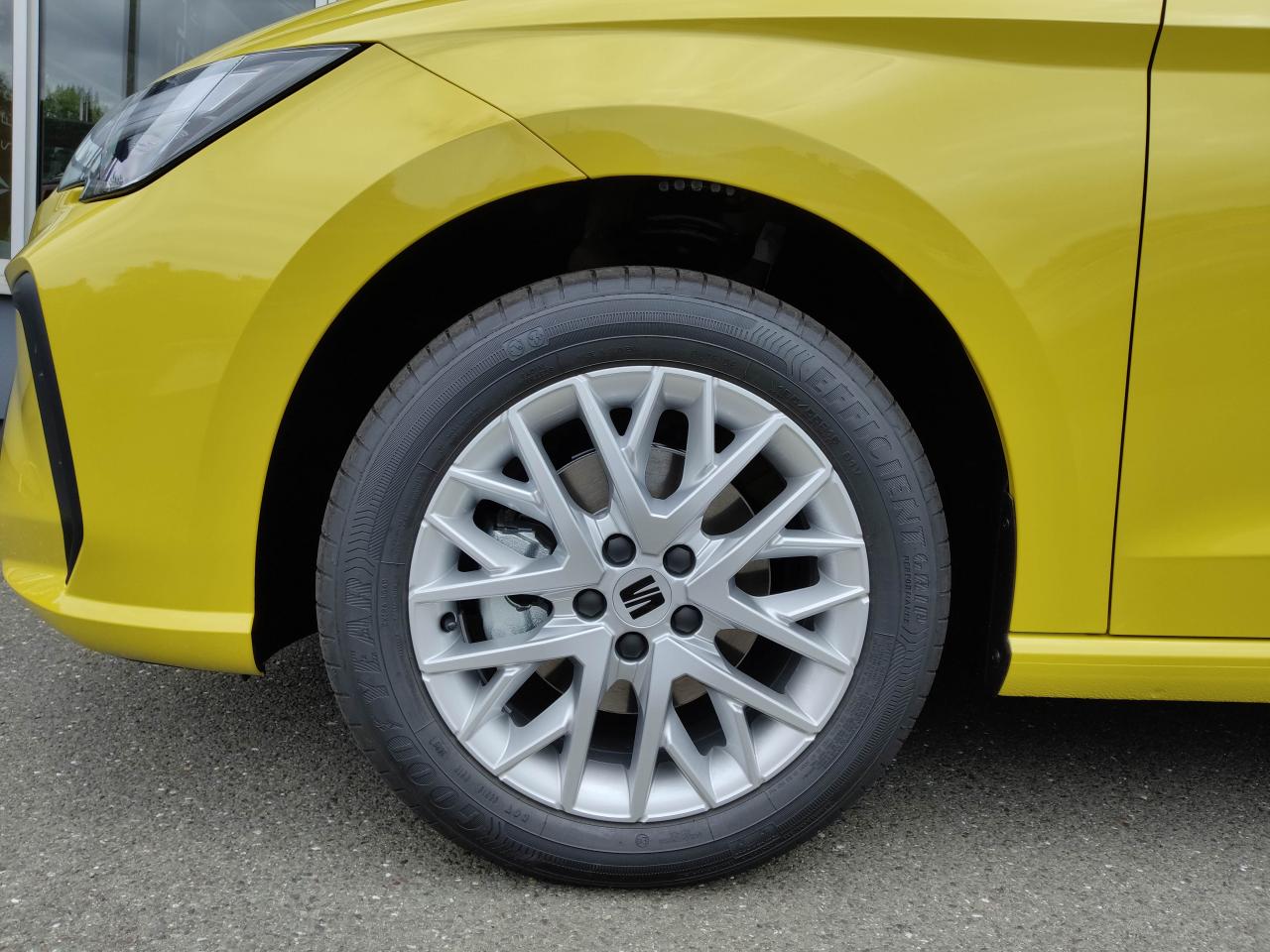 Seat IBIZA STYLE 1.0 TSI, CO2-Klasse: D, AHK-VORB. NAVI EINPARKH. SHZ Bildbeschreibung: Seat IBIZA STYLE 1.0 TSI, CO2-Klasse: D, AHK-VORB. NAVI EINPARKH. SHZ