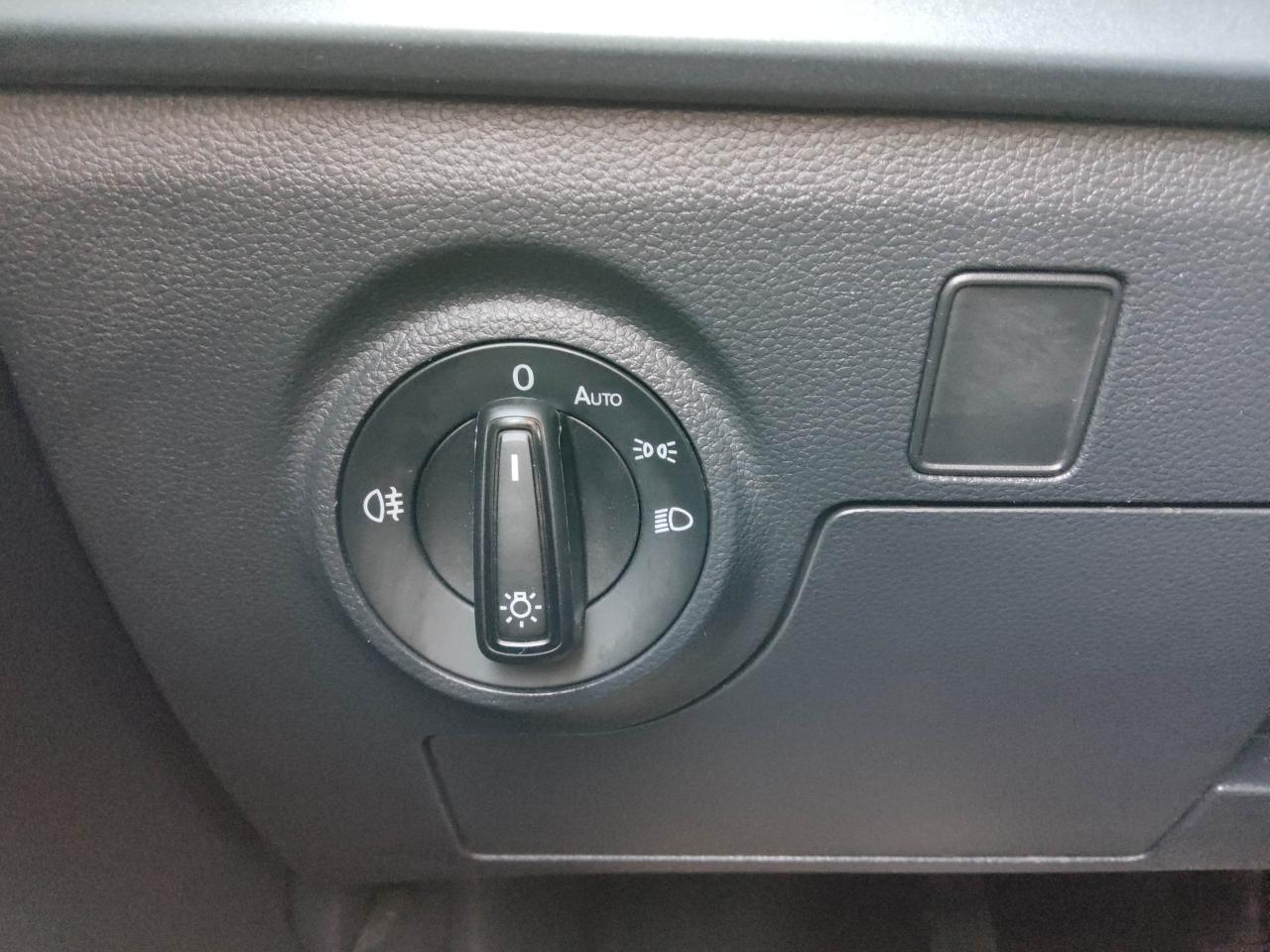 Seat ARONA XPERIENCE 1.0 TSI AHK TEMPOMAT NAVI SITZH. Bildbeschreibung: Seat ARONA XPERIENCE 1.0 TSI AHK TEMPOMAT NAVI SITZH.