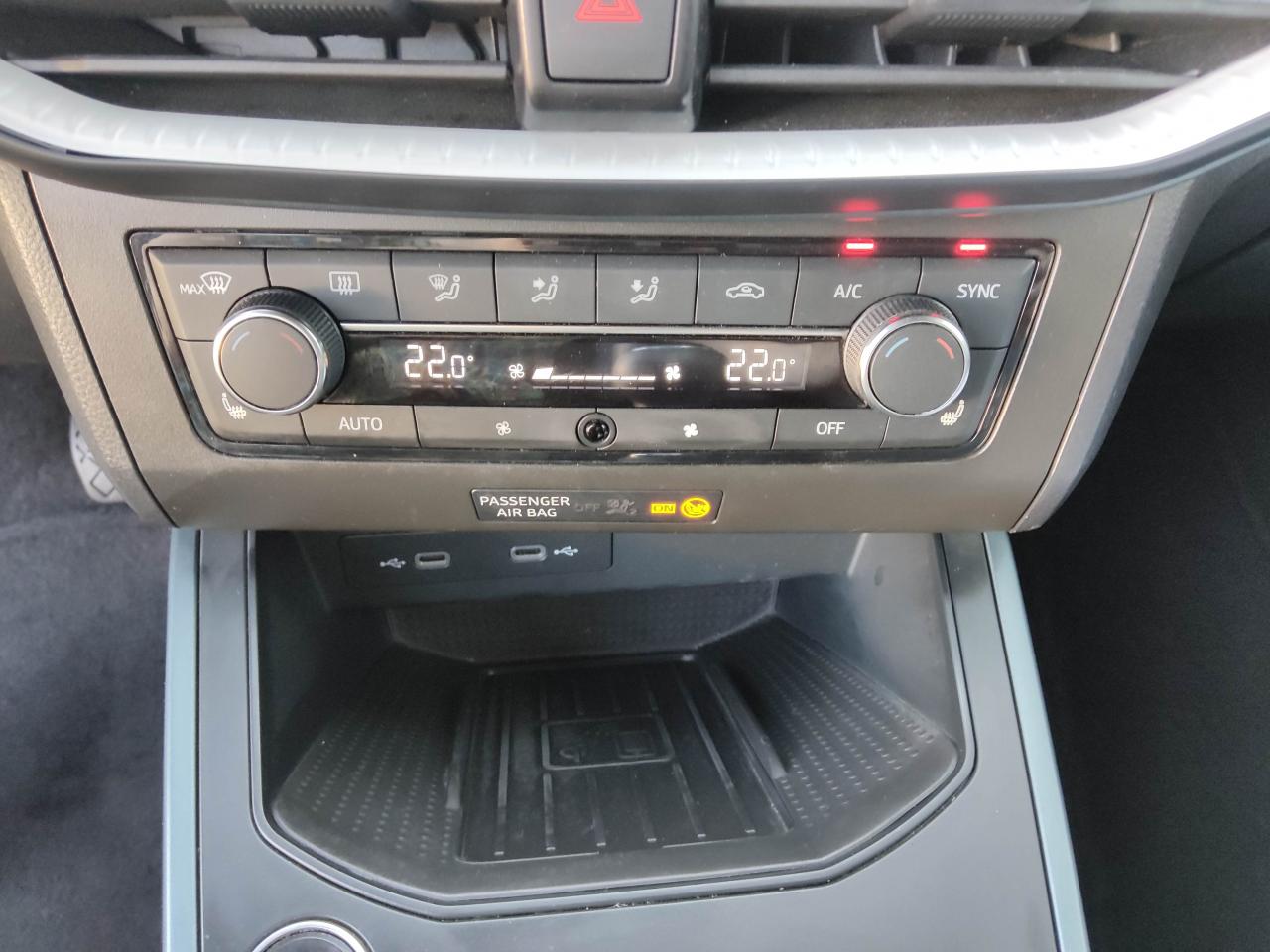 Seat ARONA XPERIENCE 1.0 TSI AHK TEMPOMAT NAVI SITZH. Bildbeschreibung: Seat ARONA XPERIENCE 1.0 TSI AHK TEMPOMAT NAVI SITZH.