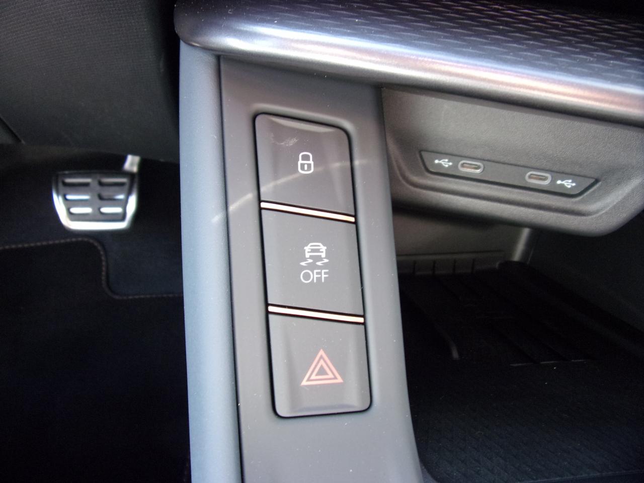 Cupra TERRAMAR 1.5 ETSI DSG, CO2-Klasse: E, 5 J. GAR.* AHK NAVI SITZH. Bildbeschreibung: Cupra TERRAMAR 1.5 ETSI DSG, CO2-Klasse: E, 5 J. GAR.* AHK NAVI SITZH.