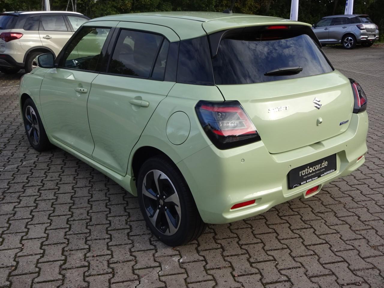Suzuki SWIFT 1.2 DUALJET CVT COMFORT+, CO2-Klasse: C, AUTOMATIK NAVI Bildbeschreibung: Suzuki SWIFT 1.2 DUALJET CVT COMFORT+, CO2-Klasse: C, AUTOMATIK NAVI