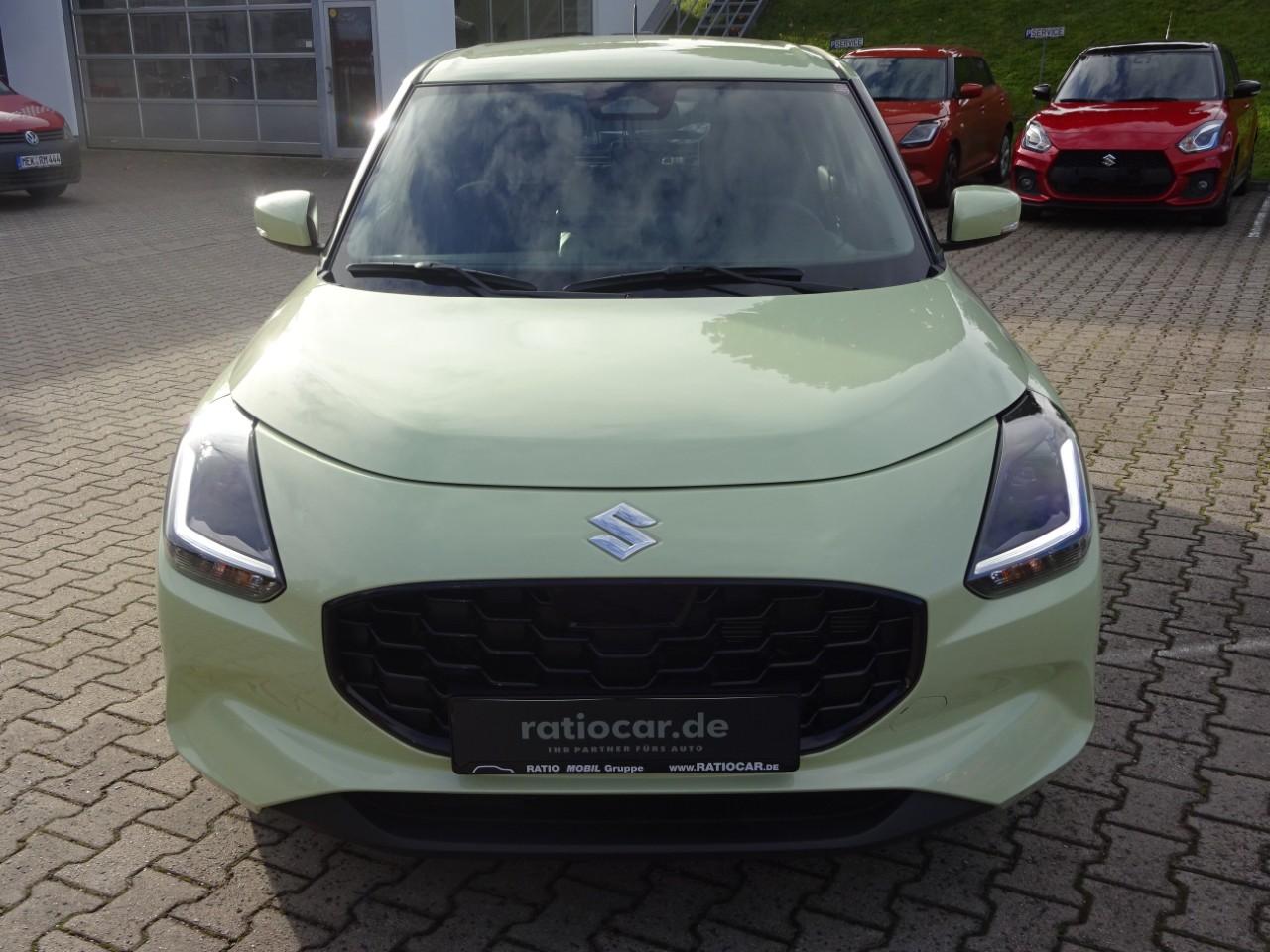 Suzuki SWIFT 1.2 DUALJET CVT COMFORT+, CO2-Klasse: C, AUTOMATIK NAVI Bildbeschreibung: Suzuki SWIFT 1.2 DUALJET CVT COMFORT+, CO2-Klasse: C, AUTOMATIK NAVI