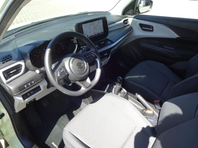 Suzuki SWIFT 1.2 COMFORT+ NAVI SITZHEIZ. EINPARKH. DAB+ Bildbeschreibung: Suzuki SWIFT 1.2 COMFORT+ NAVI SITZHEIZ. EINPARKH. DAB+
