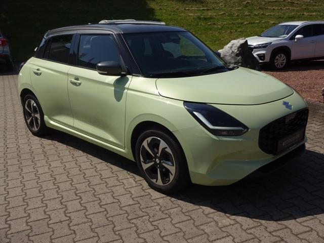 Suzuki SWIFT 1.2 COMFORT+ NAVI SITZHEIZ. EINPARKH. DAB+ Bildbeschreibung: Suzuki SWIFT 1.2 COMFORT+ NAVI SITZHEIZ. EINPARKH. DAB+