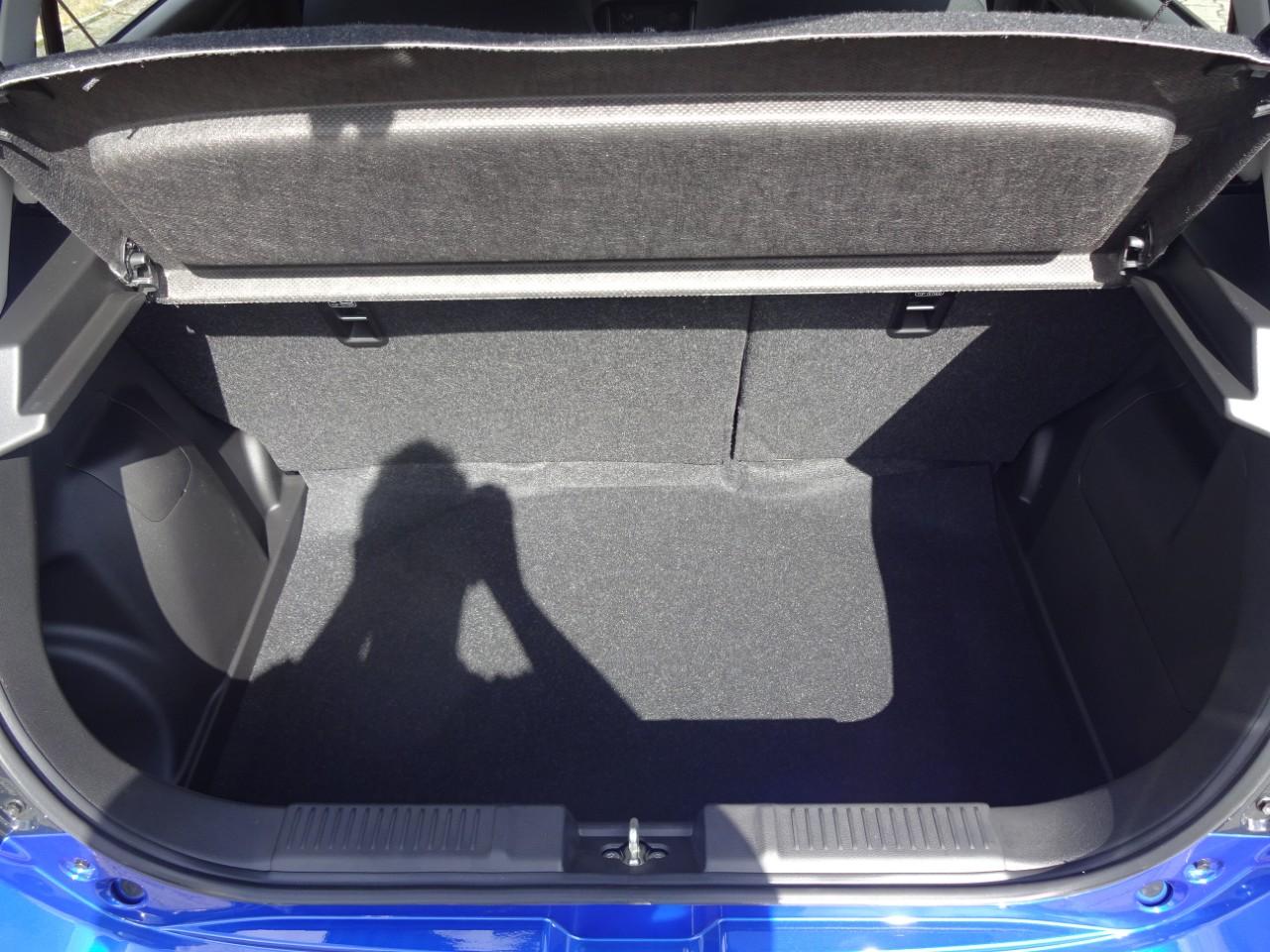 Suzuki SWIFT 1.2 DUALJET CLUB, CO2-Klasse: C, NAVI DAB+ EINPARKH. FSE Bildbeschreibung: Suzuki SWIFT 1.2 DUALJET CLUB, CO2-Klasse: C, NAVI DAB+ EINPARKH. FSE