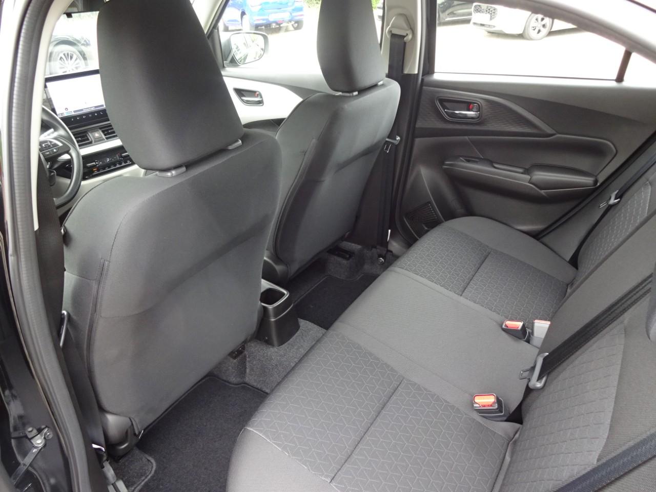 Suzuki SWIFT 1.2 DUALJET ALLGRIP CLUB, CO2-Klasse: C, NAVI EINPARKH. Bildbeschreibung: Suzuki SWIFT 1.2 DUALJET ALLGRIP CLUB, CO2-Klasse: C, NAVI EINPARKH.