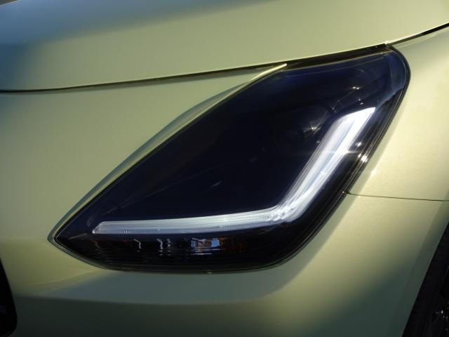 Suzuki SWIFT 1.2 DUALJET HYBRID ALLGRIP COMFORT+, CO2-Klasse: C, NAVI Bildbeschreibung: Suzuki SWIFT 1.2 DUALJET HYBRID ALLGRIP COMFORT+, CO2-Klasse: C, NAVI