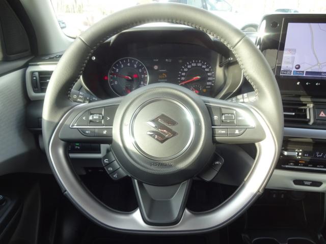 Suzuki SWIFT 1.2 DUALJET HYBRID ALLGRIP COMFORT+, CO2-Klasse: C, NAVI Bildbeschreibung: Suzuki SWIFT 1.2 DUALJET HYBRID ALLGRIP COMFORT+, CO2-Klasse: C, NAVI