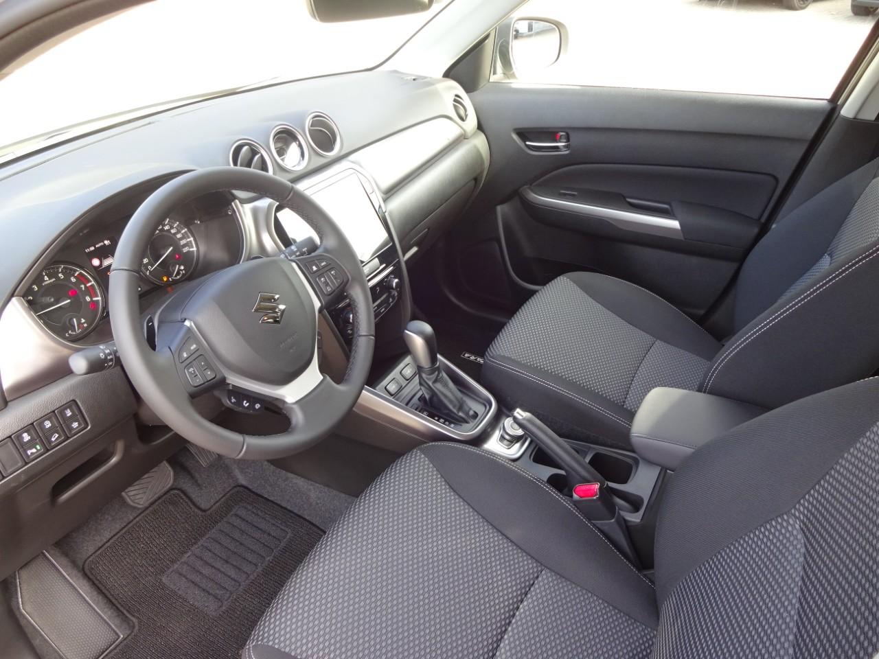 Suzuki VITARA 1.4 BOOSTERJET ALLGRIP AT COMFORT, CO2-Klasse: E, NAVI Bildbeschreibung: Suzuki VITARA 1.4 BOOSTERJET ALLGRIP AT COMFORT, CO2-Klasse: E, NAVI