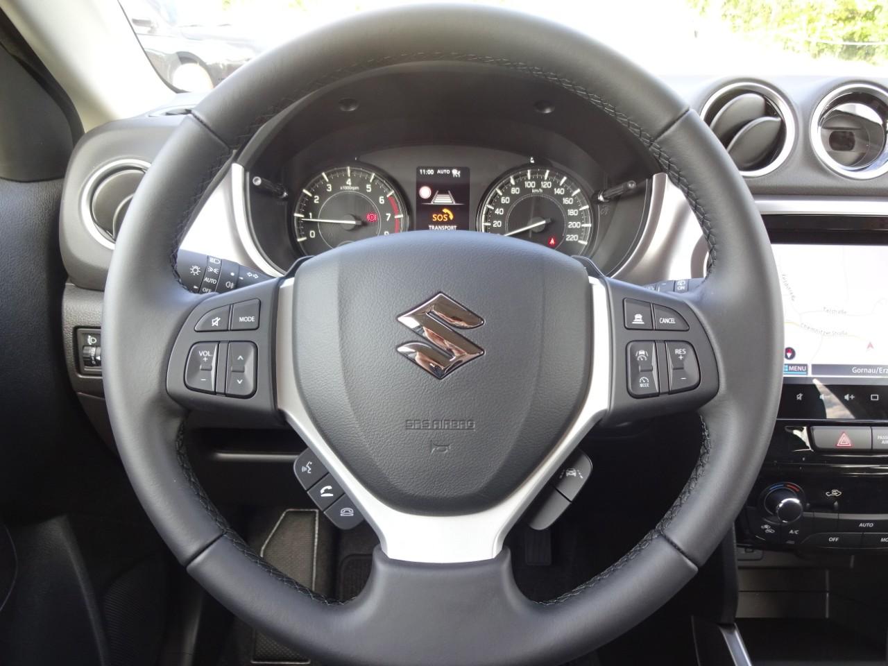 Suzuki VITARA 1.4 BOOSTERJET ALLGRIP AT COMFORT, CO2-Klasse: E, NAVI Bildbeschreibung: Suzuki VITARA 1.4 BOOSTERJET ALLGRIP AT COMFORT, CO2-Klasse: E, NAVI