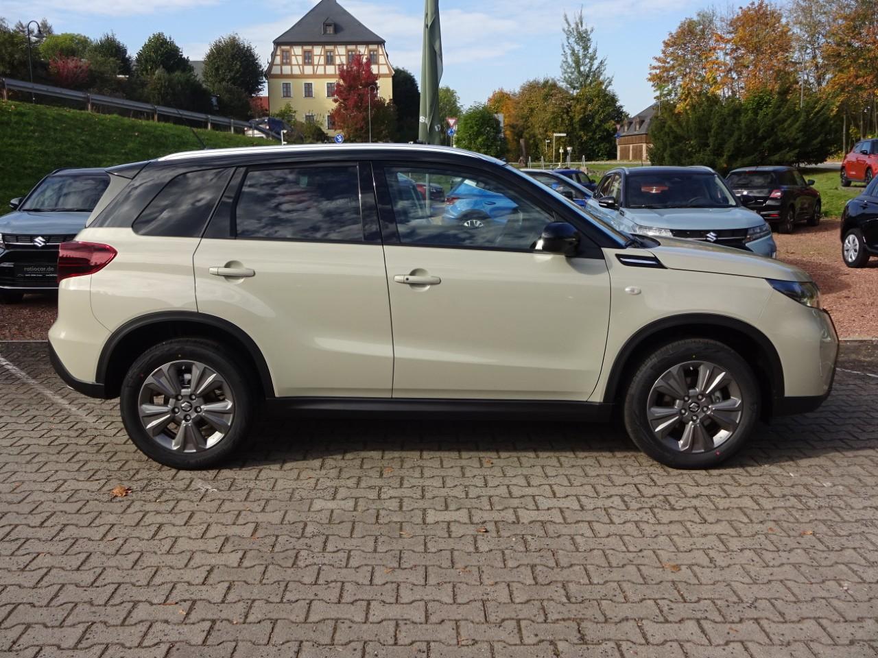 Suzuki VITARA 1.4 BOOSTERJET ALLGRIP AT COMFORT, CO2-Klasse: E, NAVI Bildbeschreibung: Suzuki VITARA 1.4 BOOSTERJET ALLGRIP AT COMFORT, CO2-Klasse: E, NAVI