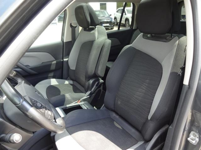 Citroen C4 1.6 THP PICASSO PANORAMAD. NAVI EINPARKH. AHK Bildbeschreibung: Citroen C4 1.6 THP PICASSO PANORAMAD. NAVI EINPARKH. AHK
