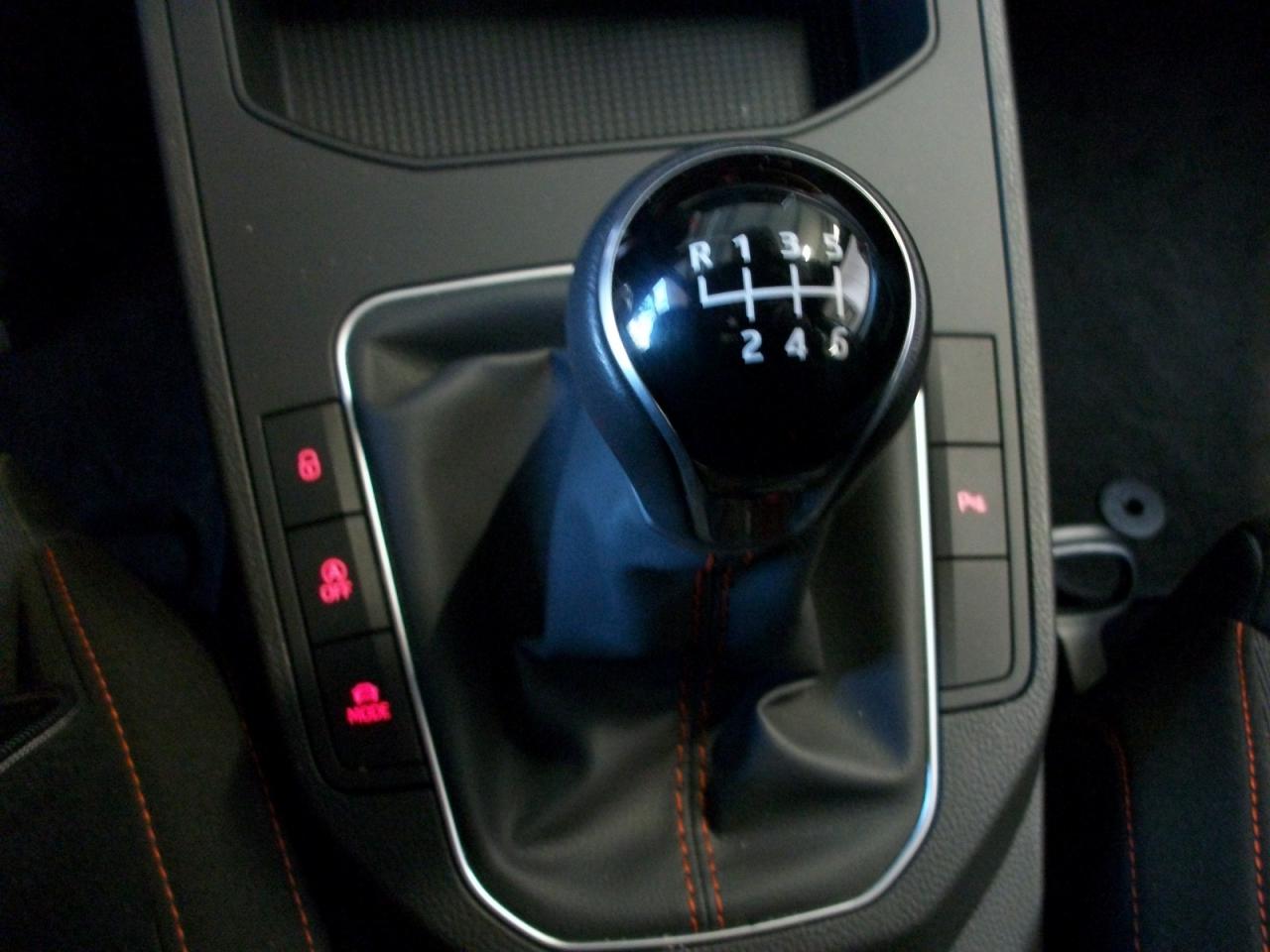 Seat IBIZA FR 1.0 TSI NAVI EINPARKH. DAB+ TEMPOMAT Bildbeschreibung: Seat IBIZA FR 1.0 TSI NAVI EINPARKH. DAB+ TEMPOMAT