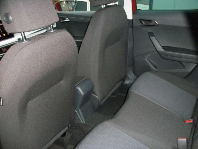 Seat ARONA ROAD EDITION 1.0 TSI NAVI SITZH. EINPARKH. Bildbeschreibung: Seat ARONA ROAD EDITION 1.0 TSI NAVI SITZH. EINPARKH.