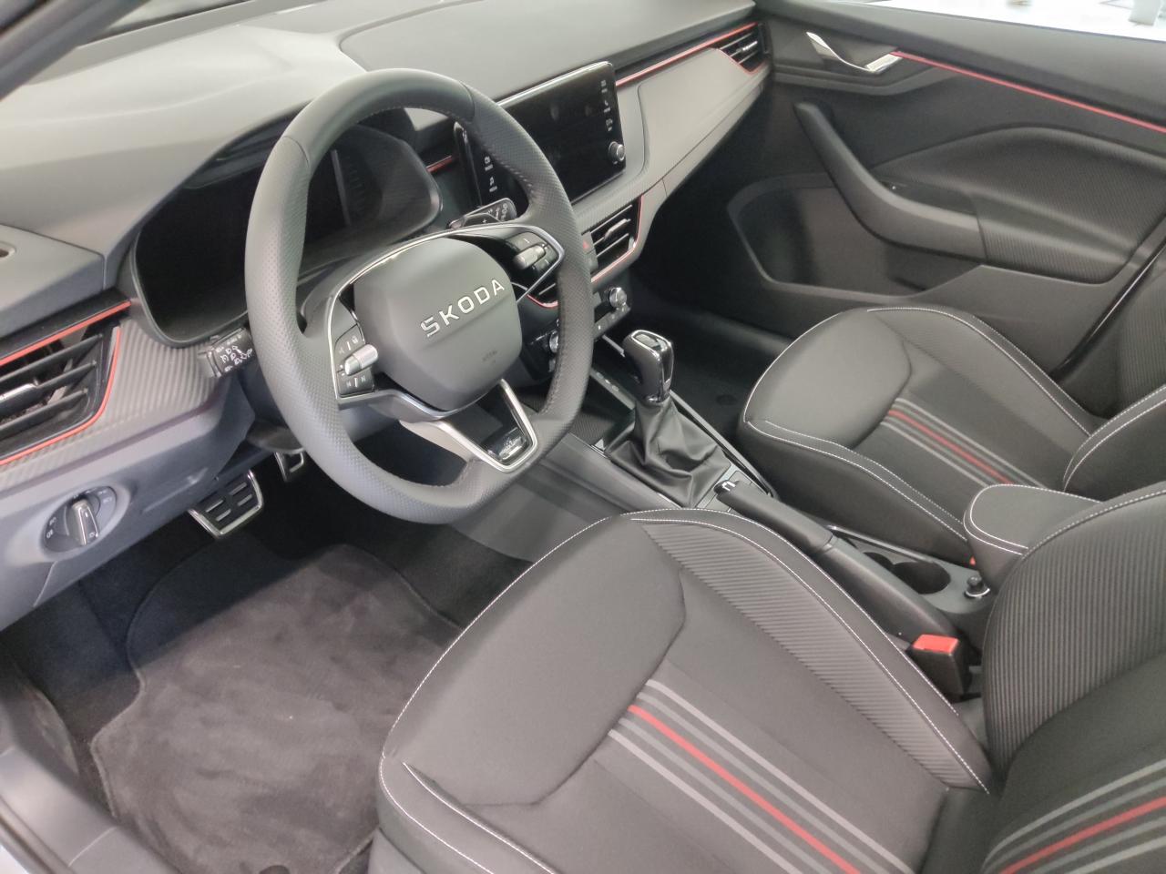 Skoda KAMIQ MONTE CARLO 1.5 TSI DSG, CO2-Klasse: D, MATRIX-LED PANO-D. Bildbeschreibung: Skoda KAMIQ MONTE CARLO 1.5 TSI DSG, CO2-Klasse: D, MATRIX-LED PANO-D.