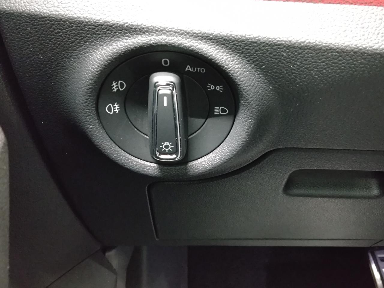Skoda KAMIQ MONTE CARLO 1.5 TSI DSG, CO2-Klasse: D, MATRIX-LED PANO-D. Bildbeschreibung: Skoda KAMIQ MONTE CARLO 1.5 TSI DSG, CO2-Klasse: D, MATRIX-LED PANO-D.