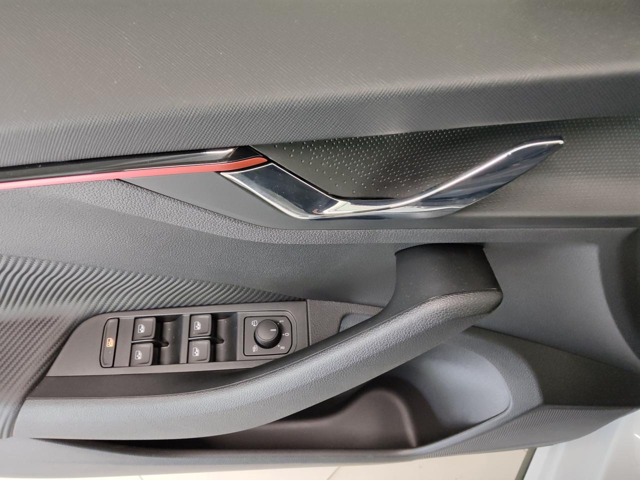 Skoda KAMIQ MONTE CARLO 1.5 TSI DSG, CO2-Klasse: D, MATRIX-LED PANO-D. Bildbeschreibung: Skoda KAMIQ MONTE CARLO 1.5 TSI DSG, CO2-Klasse: D, MATRIX-LED PANO-D.