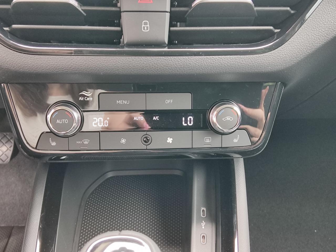 Skoda KAMIQ SELECTION EDGE 1.0 TSI, CO2-Klasse: D, LED SMARTLINK SHZ Bildbeschreibung: Skoda KAMIQ SELECTION EDGE 1.0 TSI, CO2-Klasse: D, LED SMARTLINK SHZ
