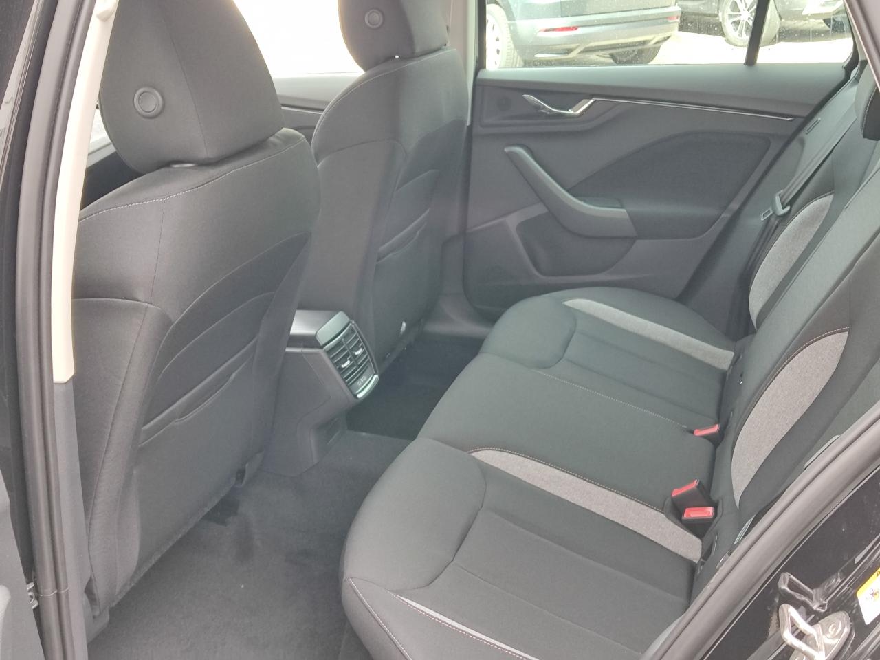 Skoda KAMIQ SELECTION EDGE 1.0 TSI, CO2-Klasse: D, LED SMARTLINK SHZ Bildbeschreibung: Skoda KAMIQ SELECTION EDGE 1.0 TSI, CO2-Klasse: D, LED SMARTLINK SHZ