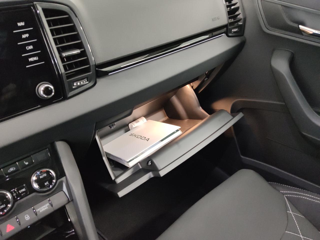 Skoda KAROQ SPORTLINE 1.5 TSI DSG, CO2-Klasse: E, MATRIX-LED SCHIEBED. Bildbeschreibung: Skoda KAROQ SPORTLINE 1.5 TSI DSG, CO2-Klasse: E, MATRIX-LED SCHIEBED.