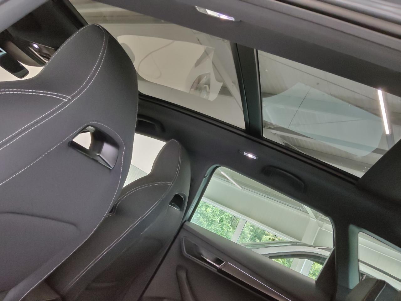 Skoda KAROQ SPORTLINE 1.5 TSI DSG, CO2-Klasse: E, MATRIX-LED SCHIEBED. Bildbeschreibung: Skoda KAROQ SPORTLINE 1.5 TSI DSG, CO2-Klasse: E, MATRIX-LED SCHIEBED.