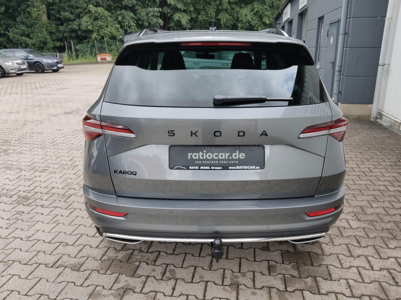 Skoda KAROQ SPORTLINE 1.5 TSI DSG, CO2-Klasse: E, MATRIX-LED SCHIEBED. Bildbeschreibung: Skoda KAROQ SPORTLINE 1.5 TSI DSG, CO2-Klasse: E, MATRIX-LED SCHIEBED.