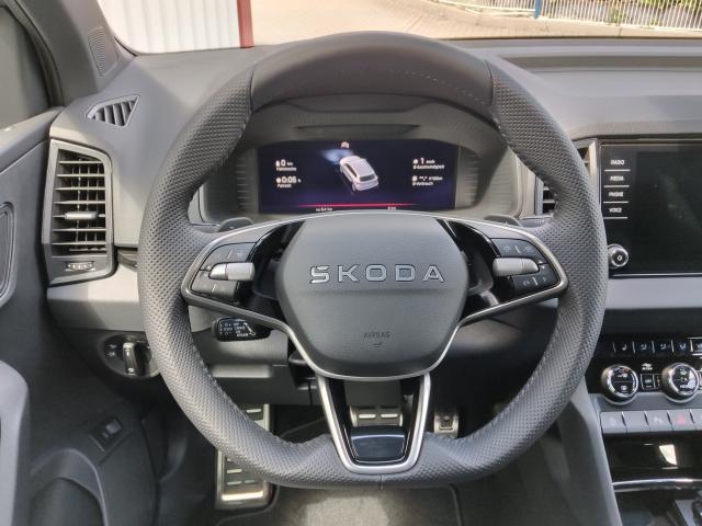 Skoda KAROQ SPORTLINE 1.5 TSI DSG, CO2-Klasse: E, PANORAMA MATRIX LED Bildbeschreibung: Skoda KAROQ SPORTLINE 1.5 TSI DSG, CO2-Klasse: E, PANORAMA MATRIX LED