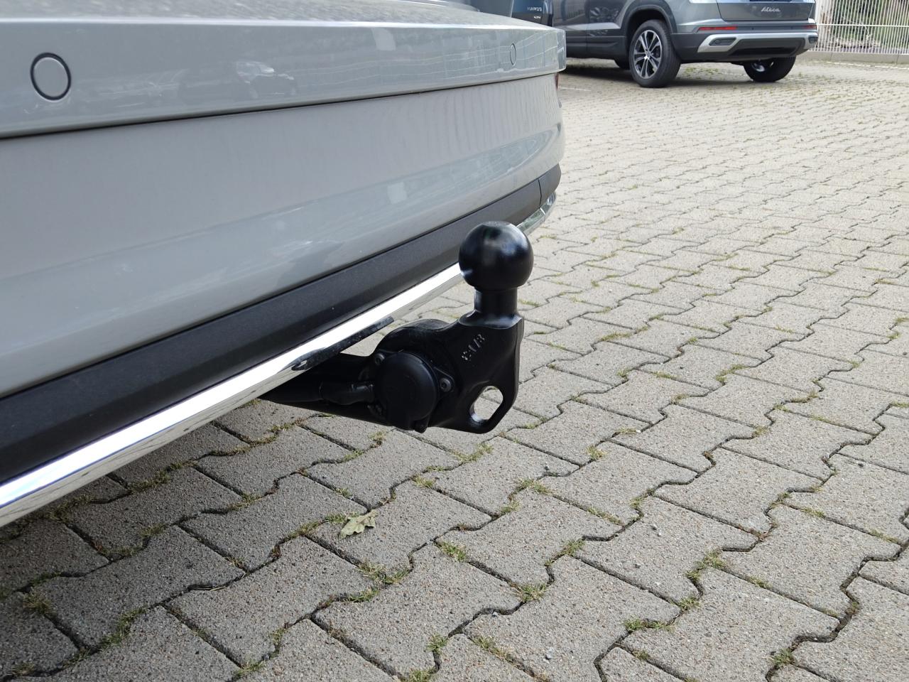 Skoda KAROQ SPORTLINE 2.0 TSI DSG 4X4, CO2-Klasse: F, AHZV MATRIX-LED Bildbeschreibung: Skoda KAROQ SPORTLINE 2.0 TSI DSG 4X4, CO2-Klasse: F, AHZV MATRIX-LED