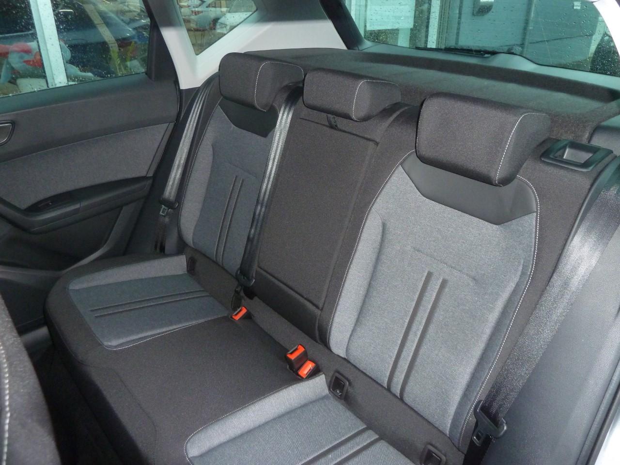 Seat ATECA STYLE EDITION 2.0 TDI DSG STANDHEIZUNG AHK Bildbeschreibung: Seat ATECA STYLE EDITION 2.0 TDI DSG STANDHEIZUNG AHK