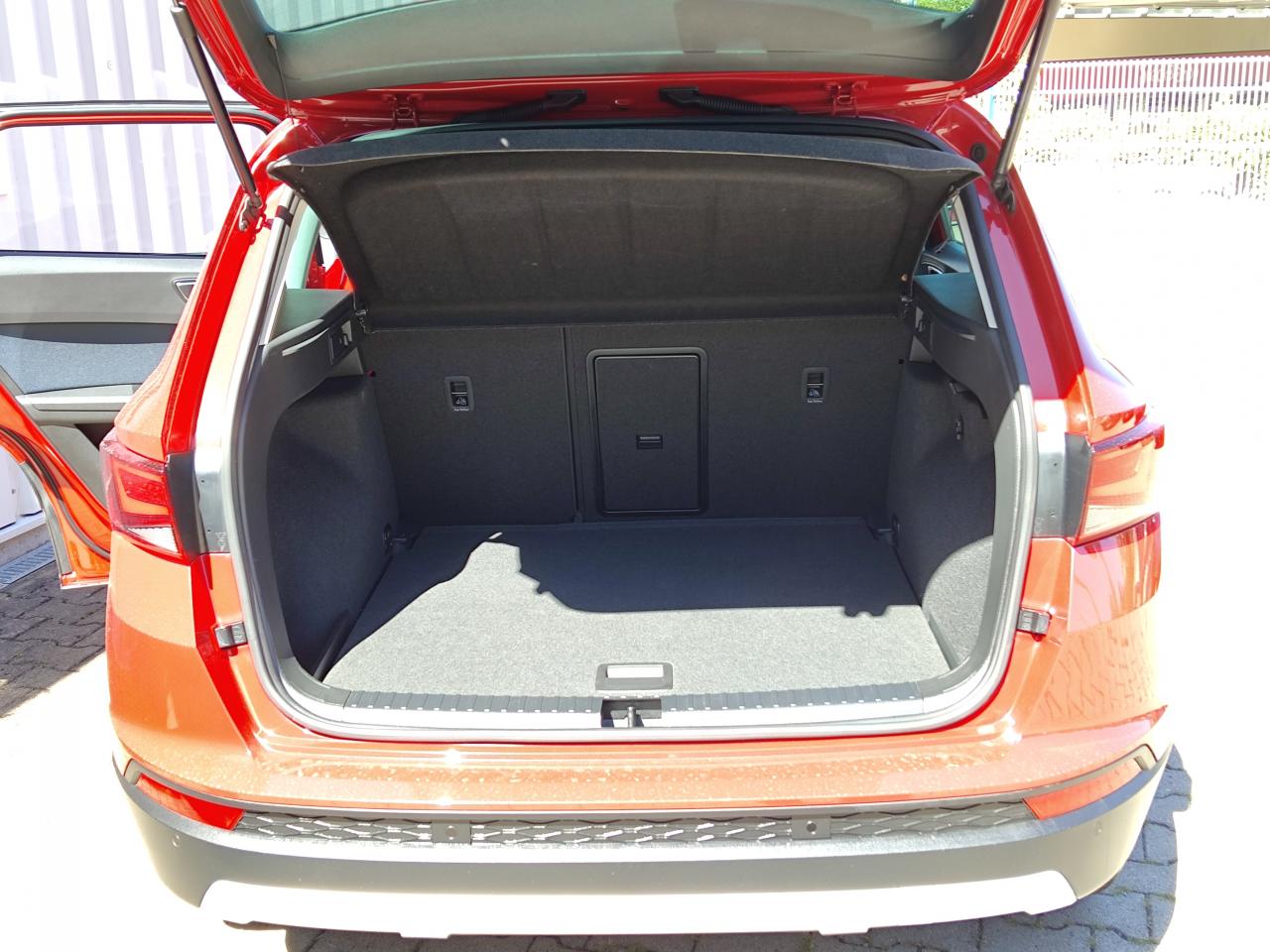 Seat ATECA 1.0 ECO TSI STYLE VOLL-LED SHZ RESERVERAD Bildbeschreibung: Seat ATECA 1.0 ECO TSI STYLE VOLL-LED SHZ RESERVERAD