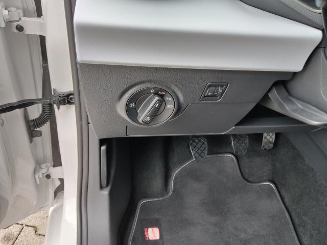 Seat IBIZA STYLE 1.0 MPI FRONT-ASSIST USB DAB+ EPH Bildbeschreibung: Seat IBIZA STYLE 1.0 MPI FRONT-ASSIST USB DAB+ EPH