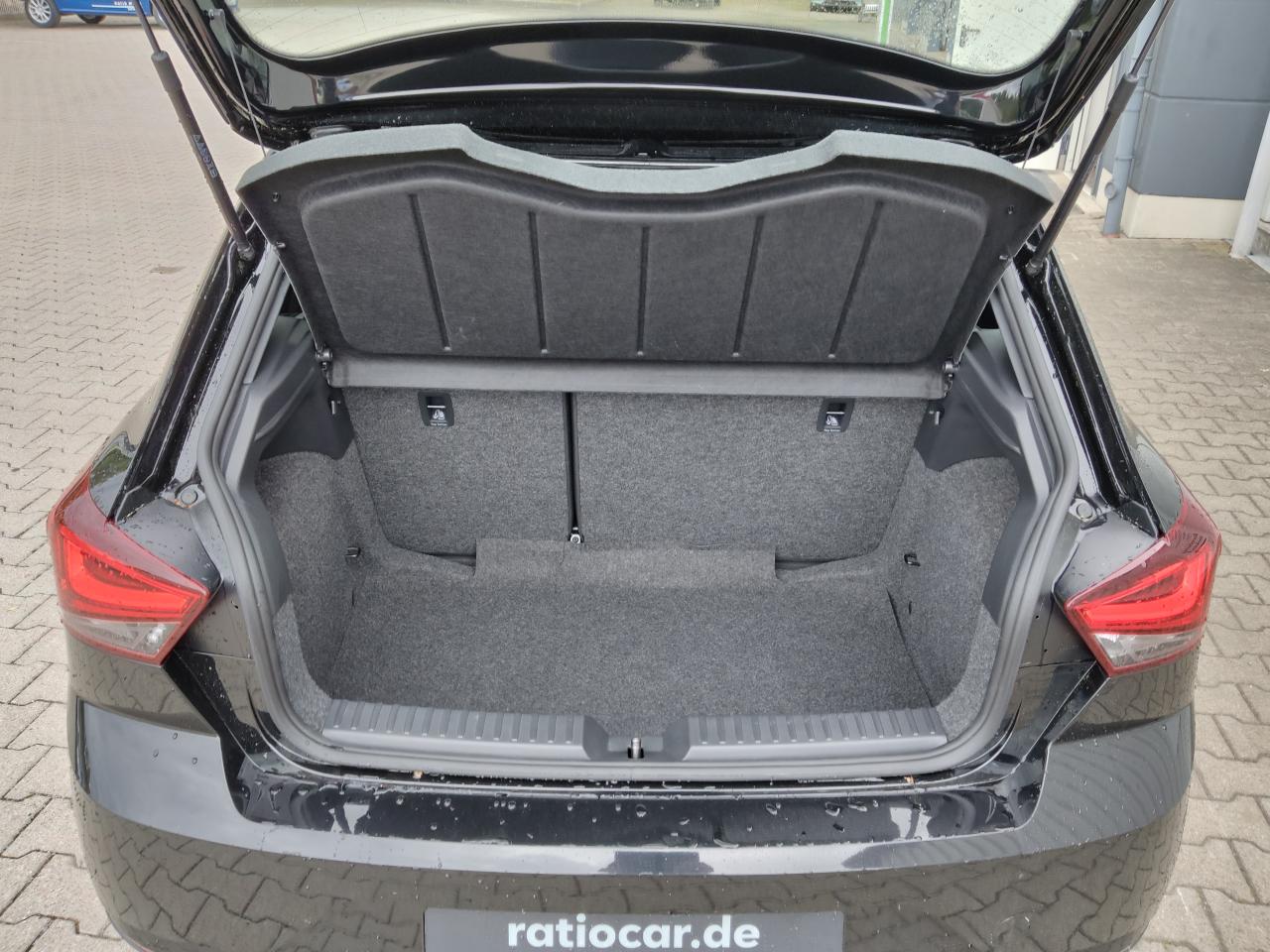 Seat IBIZA FR 1.0 TSI NAVI SITZHEIZUNG DAB+ FREISPR. Bildbeschreibung: Seat IBIZA FR 1.0 TSI NAVI SITZHEIZUNG DAB+ FREISPR.