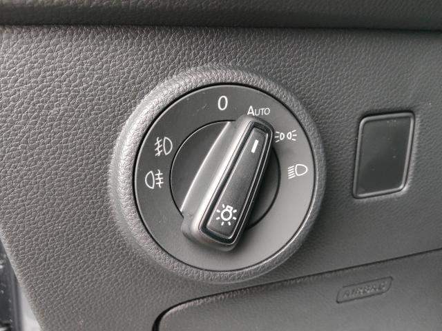 Seat ATECA ROAD EDITION 1.5 TSI DSG, CO2-Klasse: E, NAVI PARKLENKASS. Bildbeschreibung: Seat ATECA ROAD EDITION 1.5 TSI DSG, CO2-Klasse: E, NAVI PARKLENKASS.